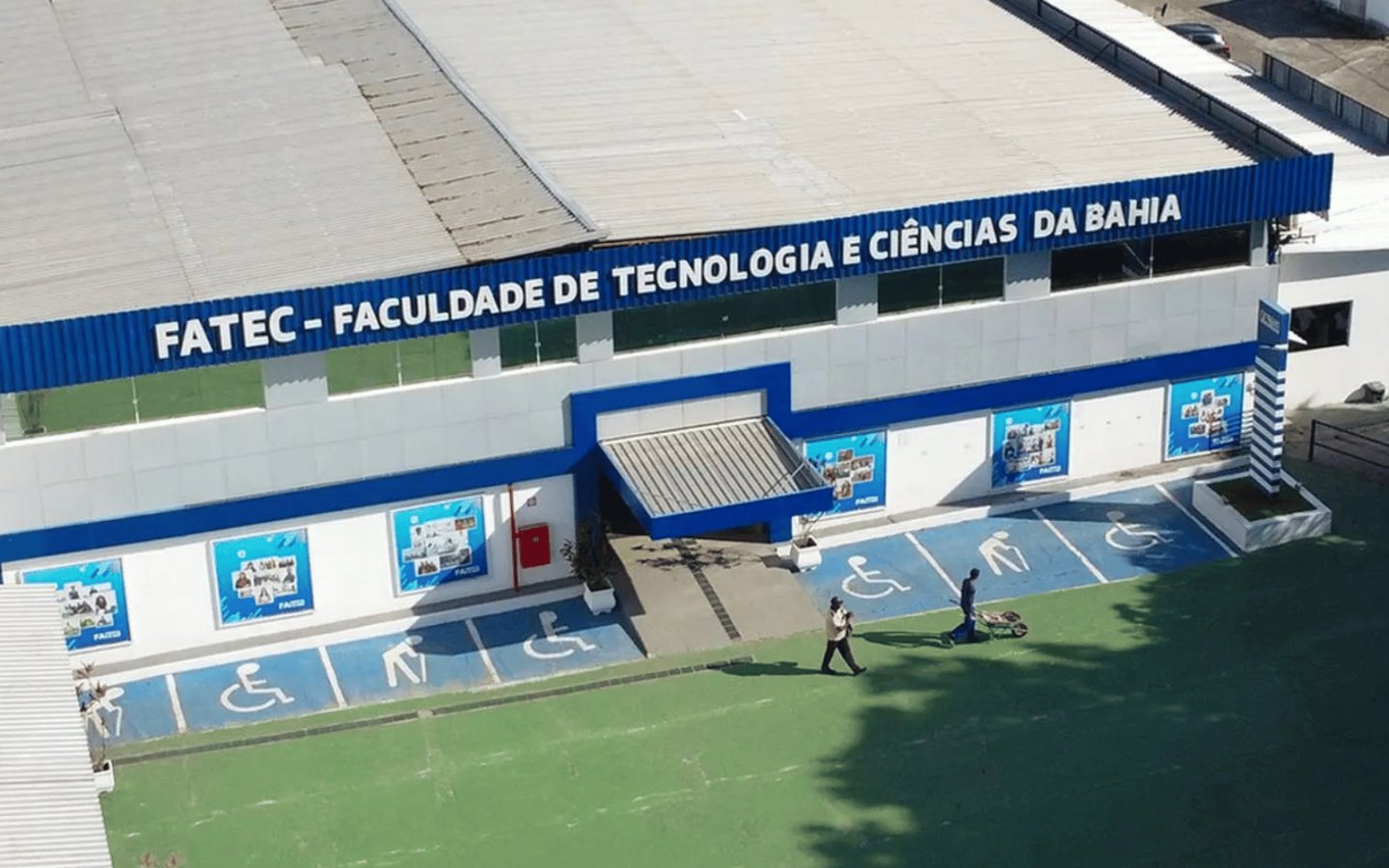 Imagem de destaque da Faculdade de Tecnologia e Ciências da Bahia